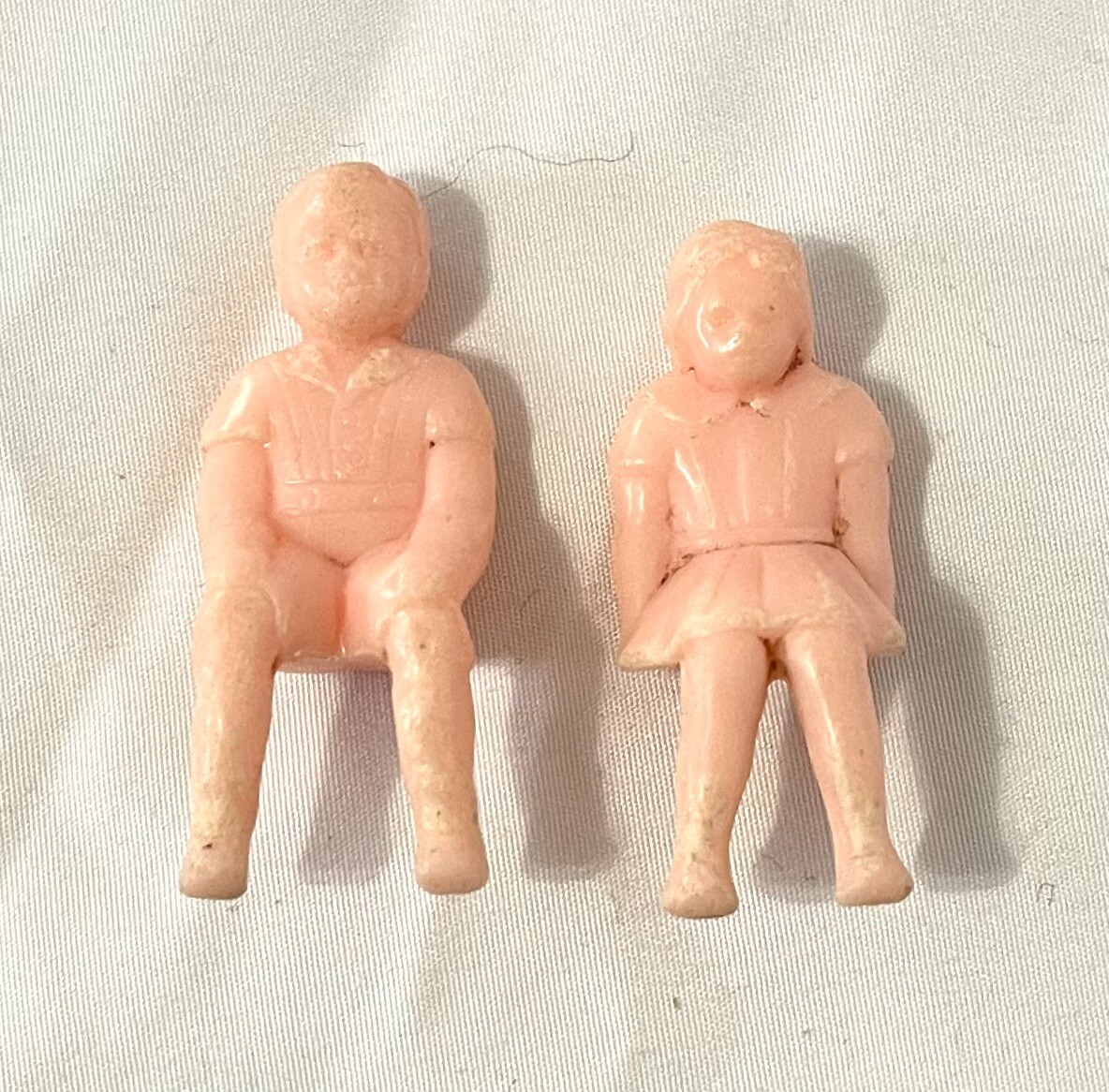 Lot Of 5 Vintage 1970s Dollhouse Children Babies & Playpen