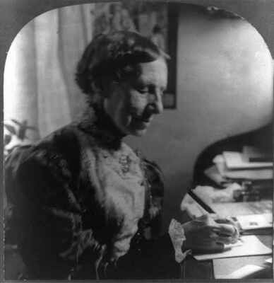 Clara Barton, founder of the Red Cross Old Photo 1