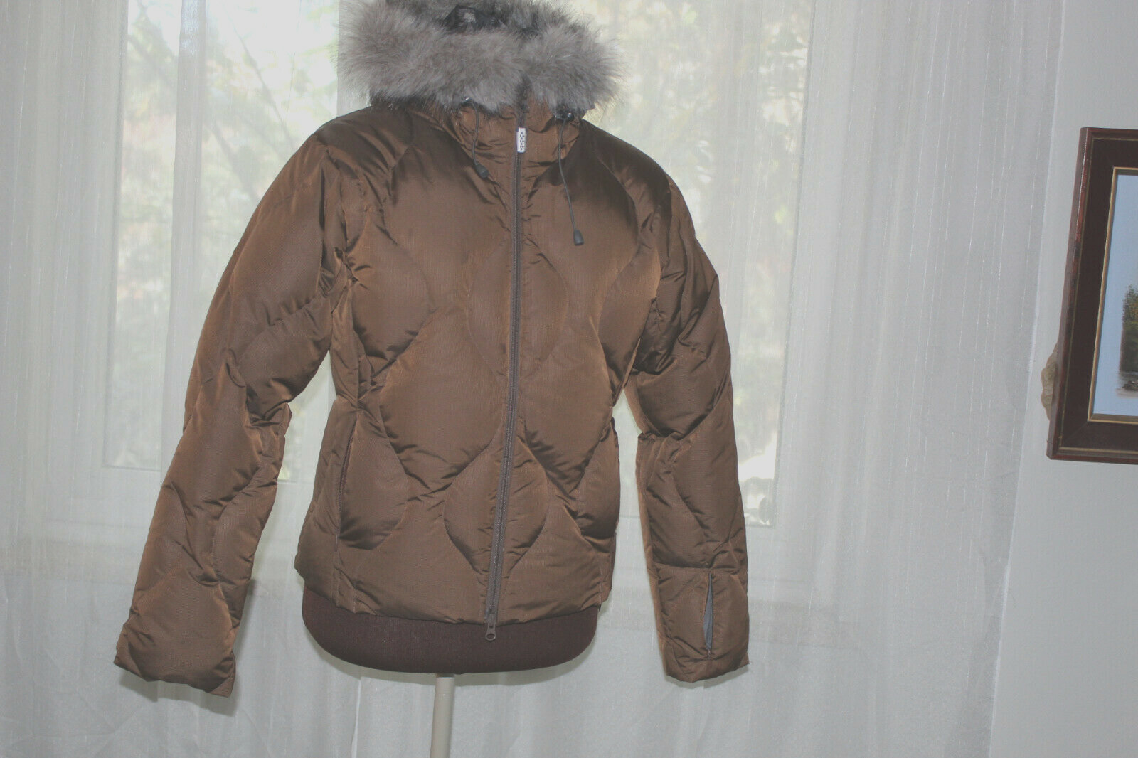 GIUBBINO IMBOTTITO PIUMINO MARRONE SALOMON CON CAPPUCCIO ATTACCATO E RIFINITURE IN PELLICCIA SINTETICA TG S US INtime OTTIMEioni