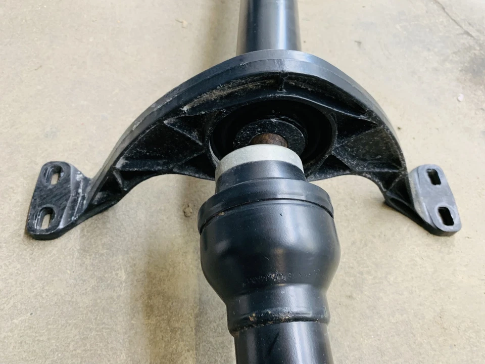 17-18 VOLKSWAGEN TIGUAN LIMITED 2.0L AWD FRONT & REAR DRIVESHAFT PROPELLER OEM - Image 4 of 4