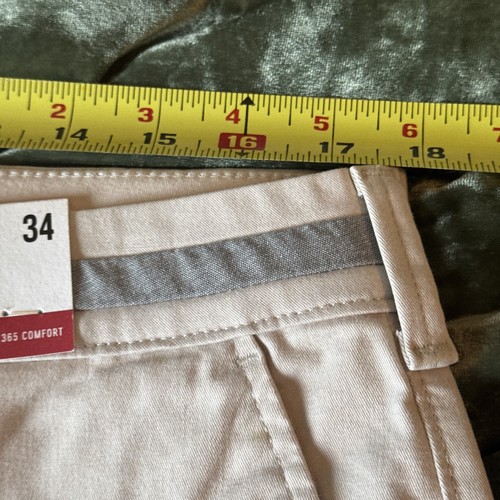 Express Slim Above The Knee 8” Inseam Shorts Hyper Stretch 365 Comfort NWT Tan - Picture 3 of 8