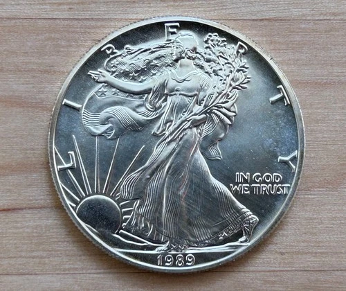 1989 Uncirculated American Silver Eagle 1 Oz .999 Fine Silver