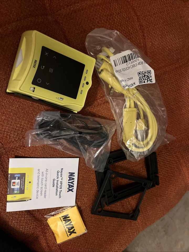 Lector/máquina expendedora de tarjetas de crédito táctil Nayax VPOS y adaptador de fácil ajuste Foto 2 de 4