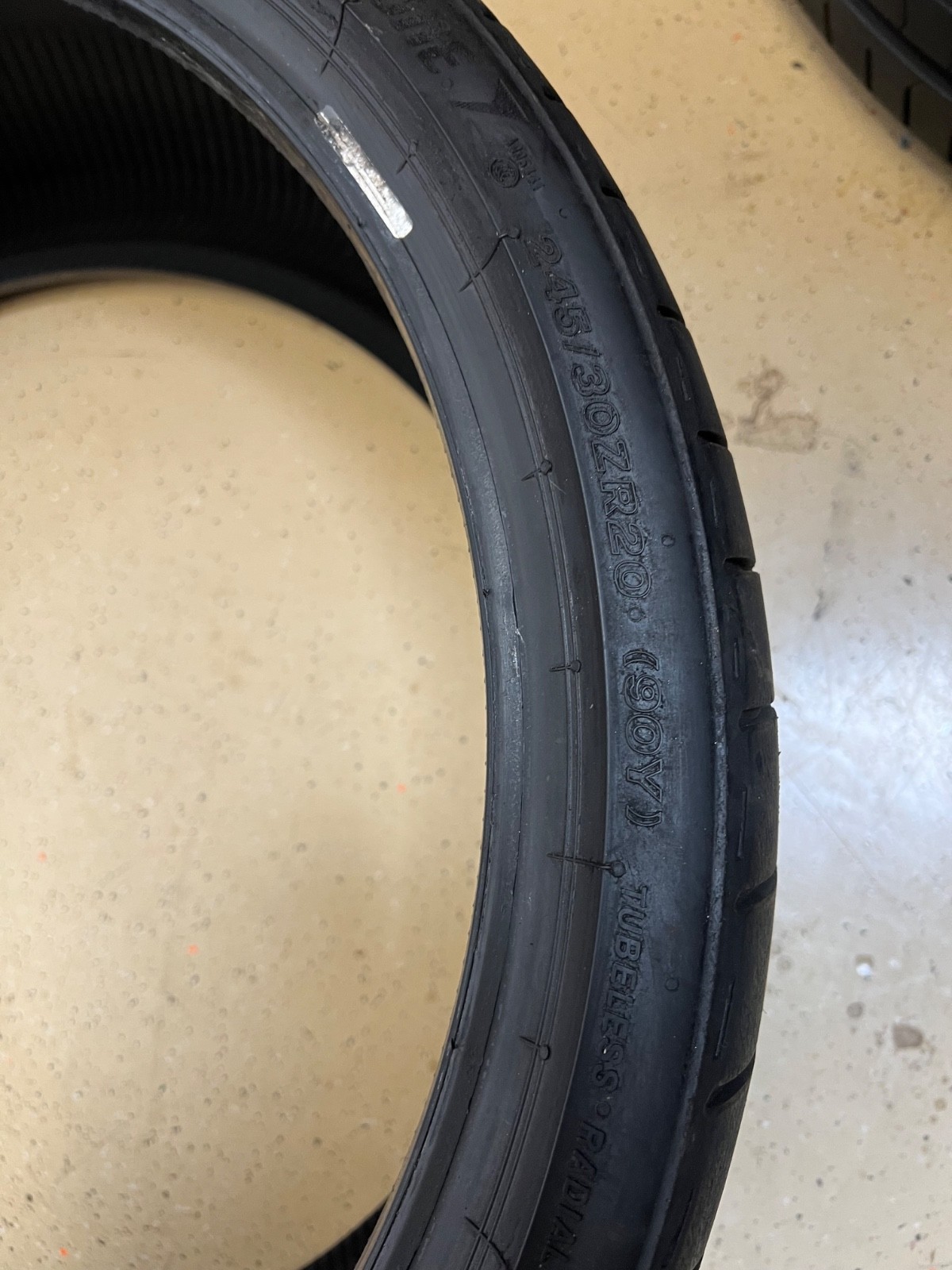 2 - NO REPAIRS 245/30ZR20 (90Y) Bridgestone Potenza Sport (L) Lamborghini - 3165