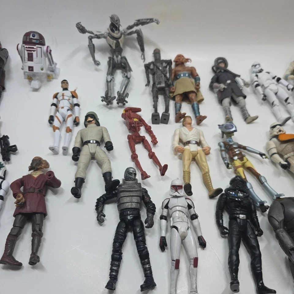 Star Wars Vintage Action Figures Lot of 25 - Image 3 of 4