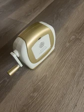 Anna Griffin Mini Cuttlebug Die-Cutting & Embossing Machine