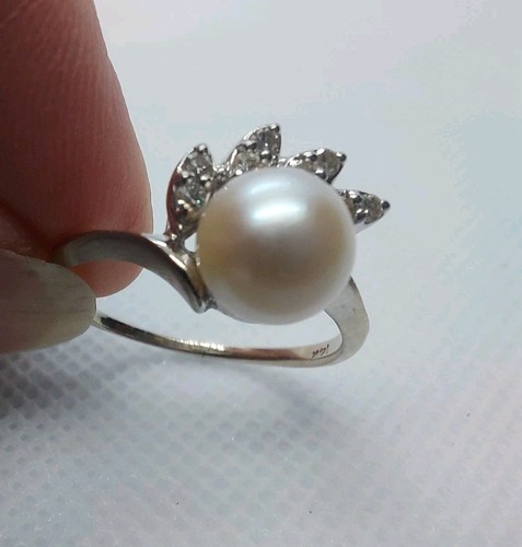 14 Karat Weißgold Ring mit Perlen und Diamanten, Größe 9 - Bild 17 von 19