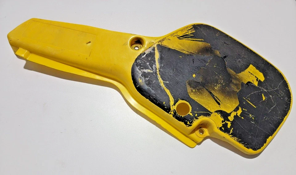 Panel de cubierta lateral derecho 2 5X6-21721-00-98 1982 Yamaha YZ490 YZ250 82 YZ 490 250 Foto 3 de 4