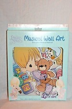 NEW IN BOX VINTAGE 2001 PRECIOUS MOMENTS 5- PIECE MUSICAL WALL ART