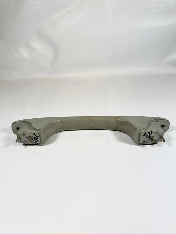 ⭐️2003-2007 Honda Element Overhead Rear Left Grab Pull Handle OEM - Image 3 of 3
