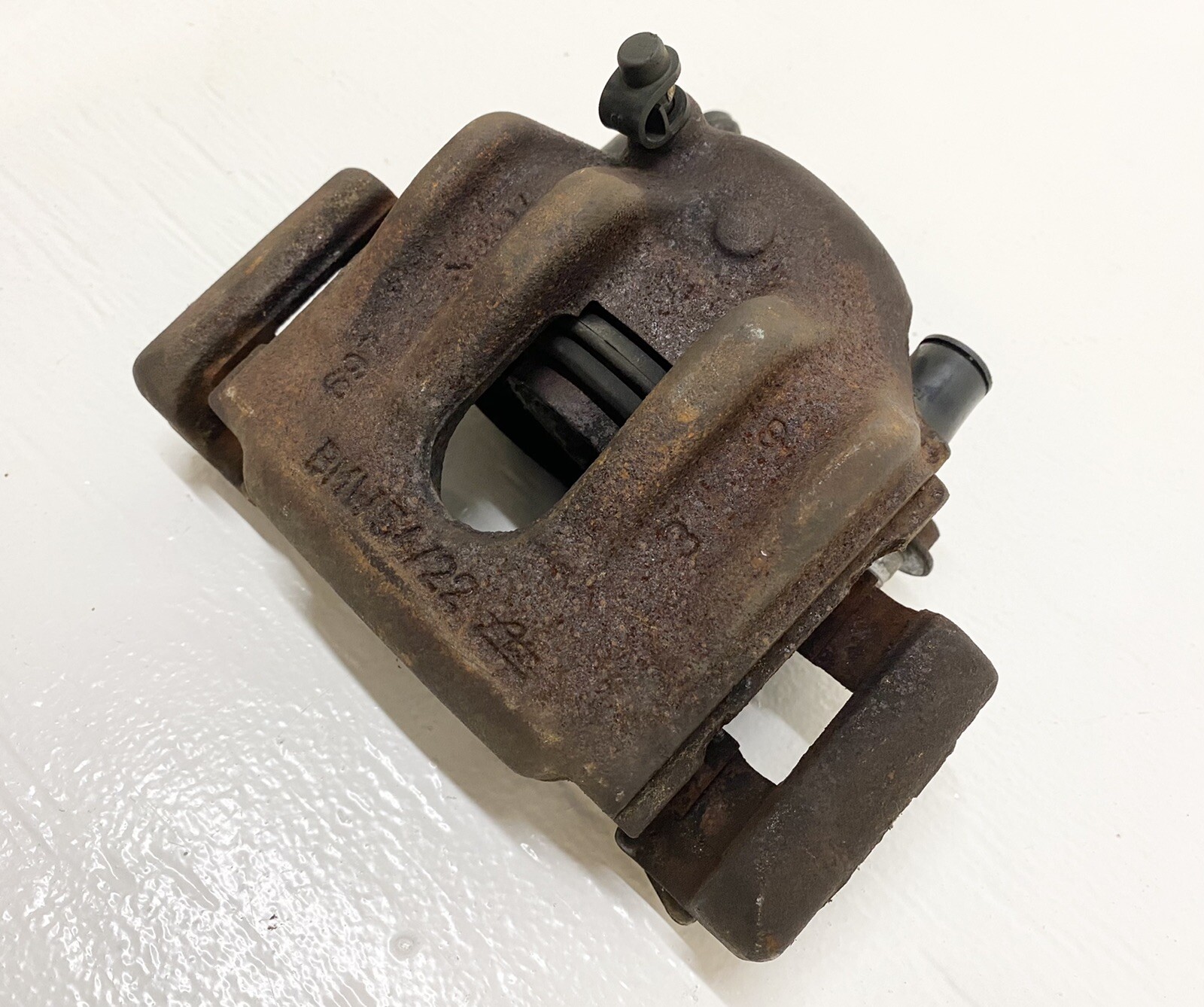 95-98 Genuine OEM BMW E36 318ti Front Left Driver Brake Caliper 