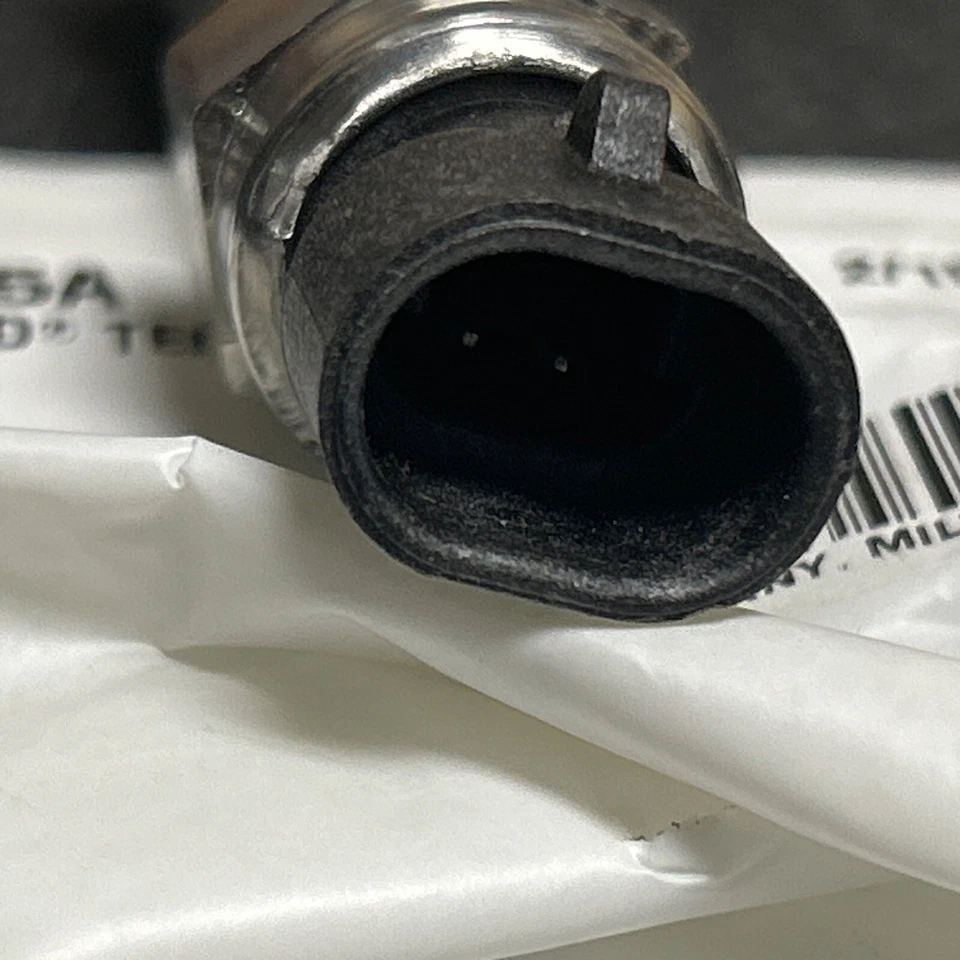 HARLEY NEW OEM TEMPERATURE SENSOR FOR EVOLUTION EVO 32446-95A - Image 3 of 4