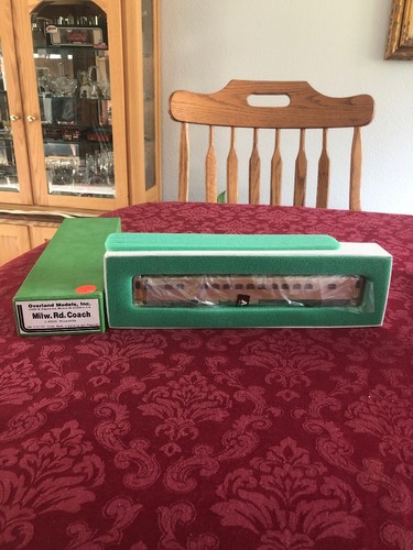 Nuevo de Lote Antiguo Overland Models HO Milwaukee Road Coach #4000 Hiawatha OMI-3147 LATÓN | Zustand: New