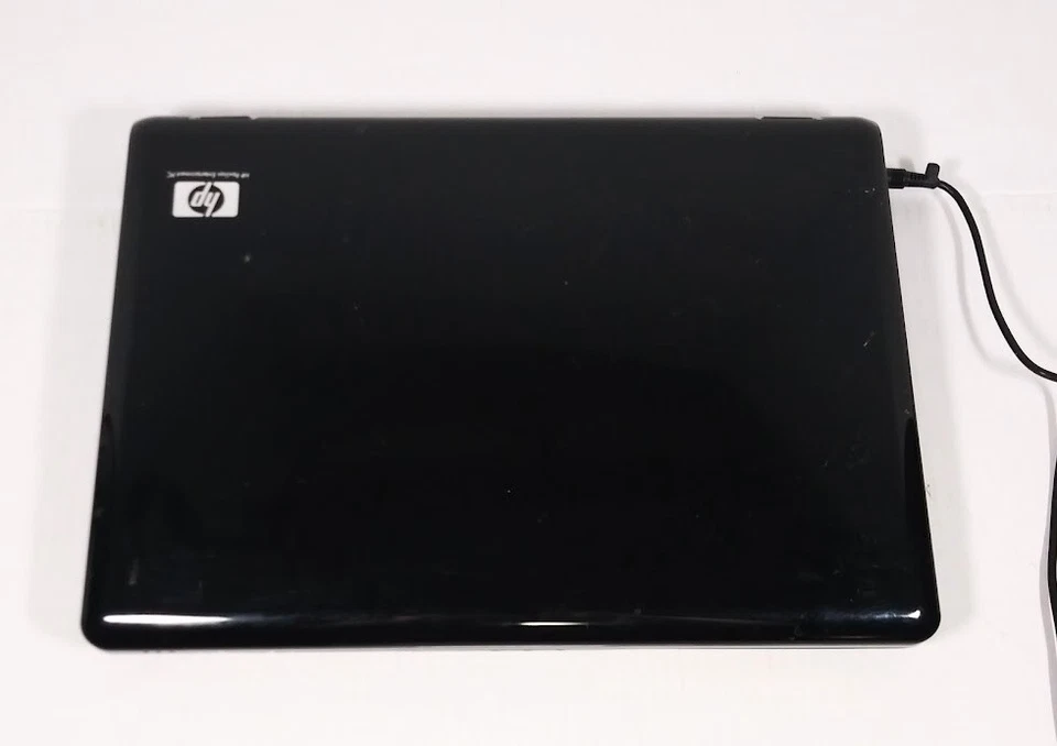 HP Pavilion Entertainment PC Laptop DV6000 For Parts Only Not Working Powers On - Image 2 of 4