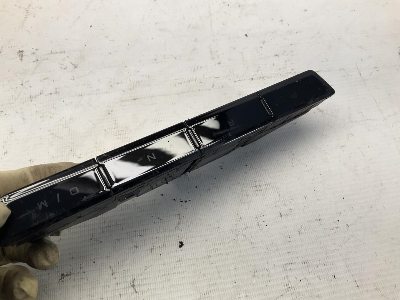 2023 Maserati Grecale Center Console Gear Shifter Button Switch Panel T