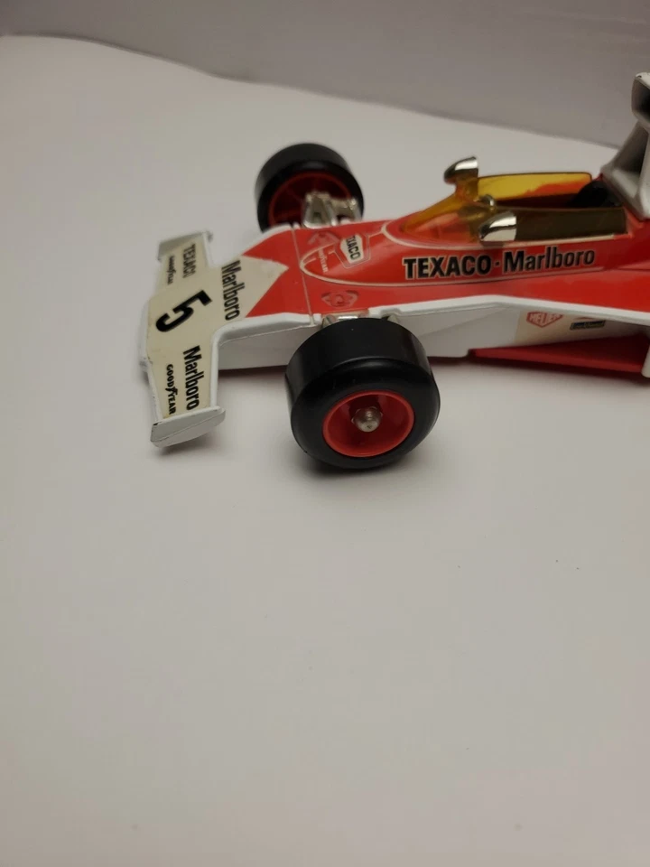 Rare CORGI 191 Mclaren M23B F1 Texaco Marlboro 1:18 SCALE 1975 - Image 4 of 4
