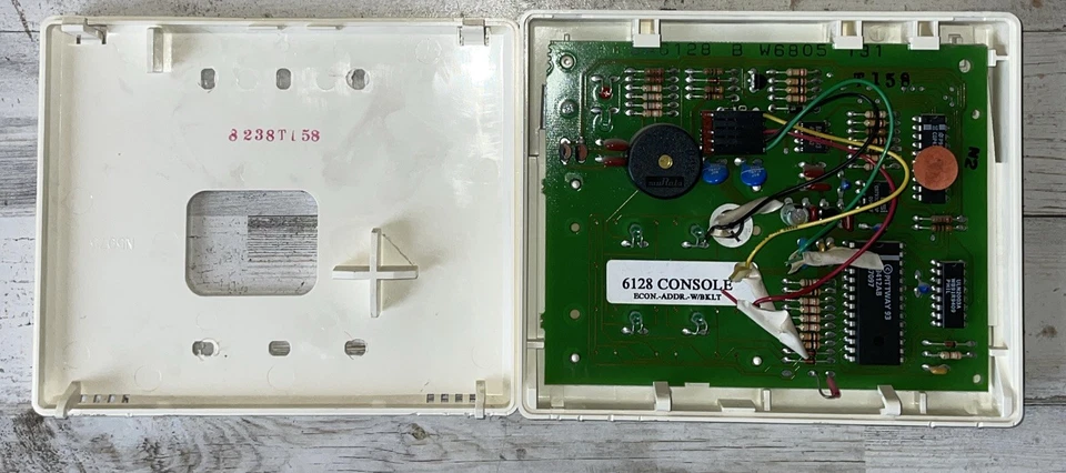 Версия винтового терминала клавиатуры Ademco Honeywell 6128 - Изображение 4 из 4