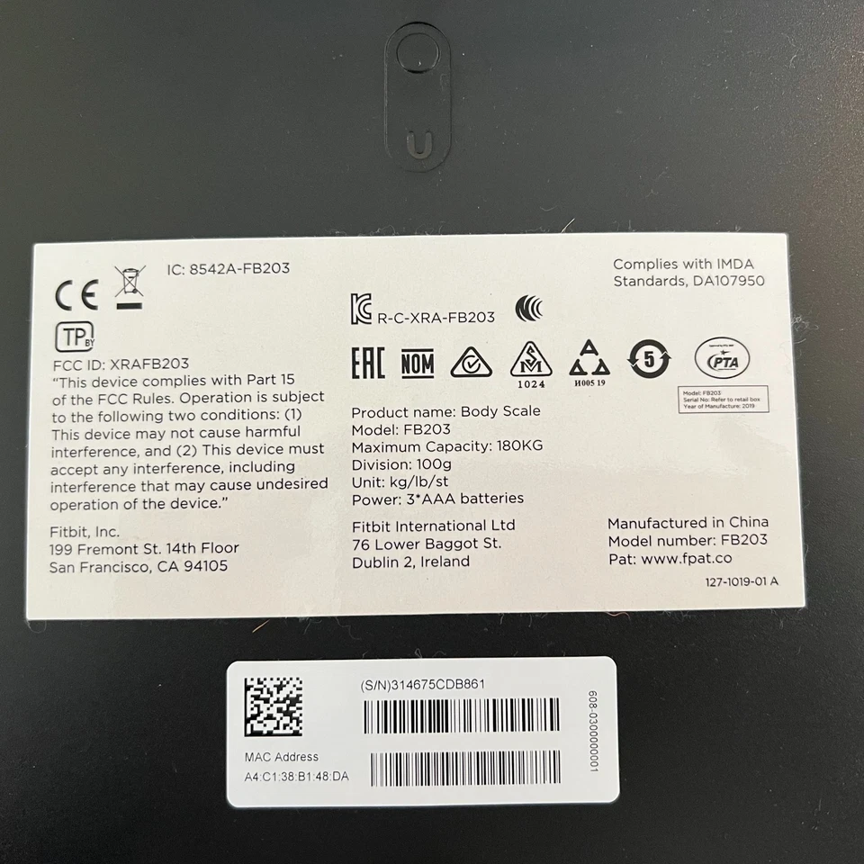 Báscula rastreadora de fitness Fitbit Aria Air FB203 blanca - ligeramente usada. Foto 3 de 4