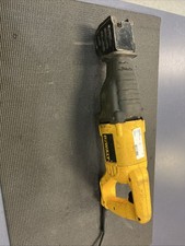 DWE304 DEWALT SAWSALL