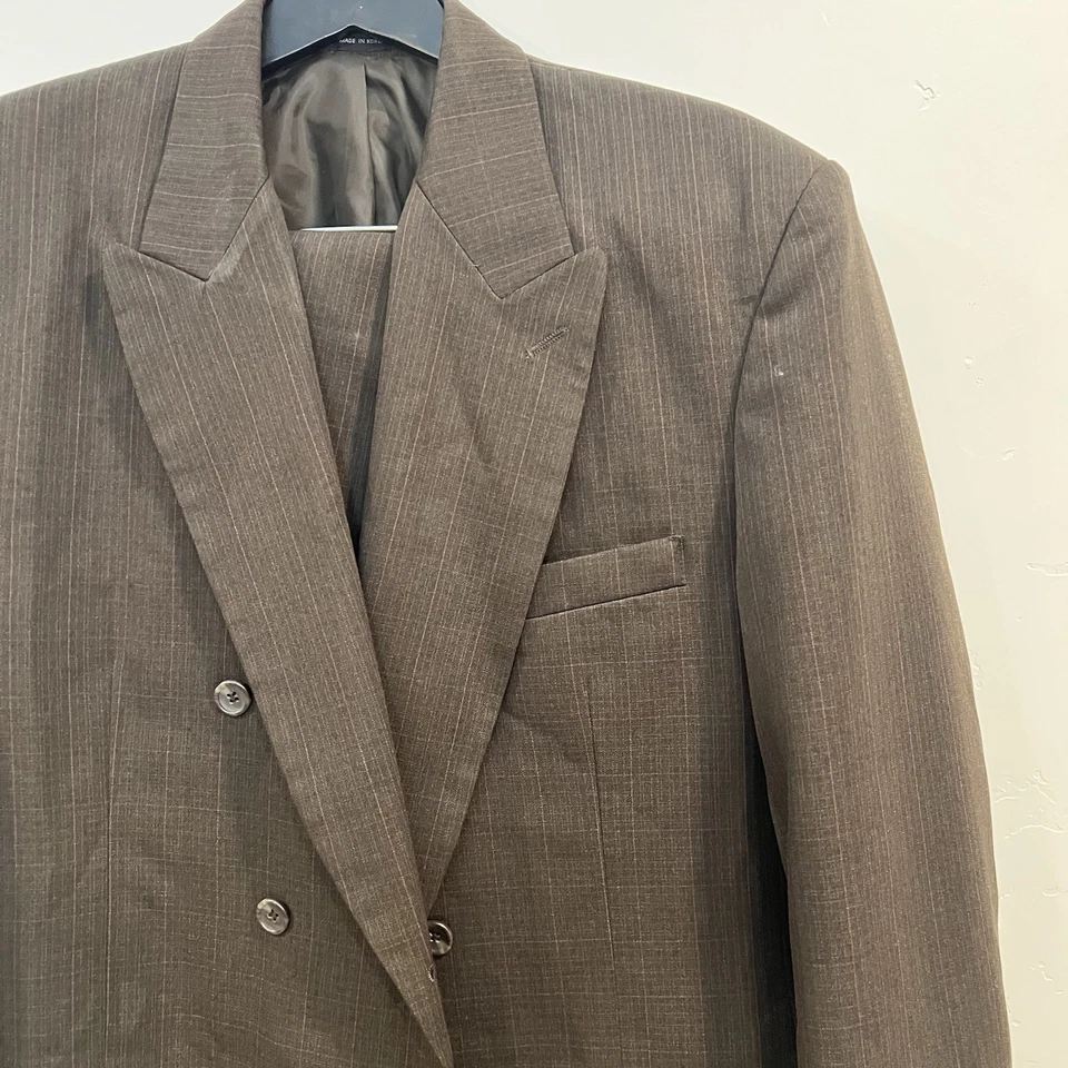 Men's Double Breasted Suit Size 44L Pants 38Wx34L Brown Striped Vintage 2PC Suit - Image 3 of 4