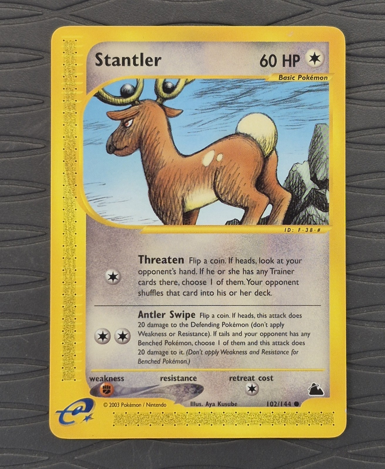 Stantler Skyridge 102/144 Common e-Reader  WotC Pokemon Card NM