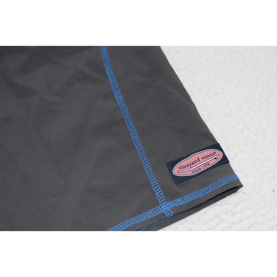 Shorts de prancha Vineyard Vines masculino tamanho 33 poliéster para natação surf costura interna 8" - Imagem 3 de 4
