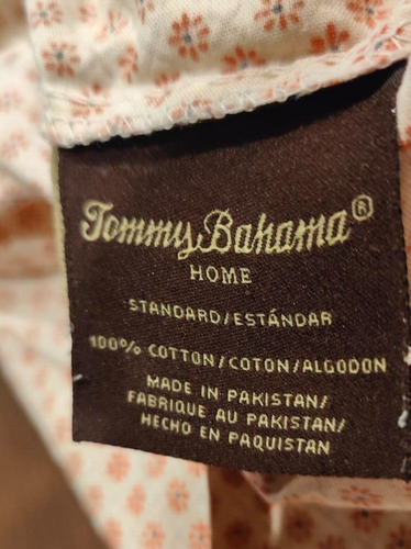 PAIR Tommy Bahama Geometric Floral 100% Cotton Standard Pillowcases - Picture 4 of 5