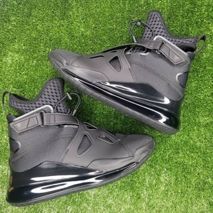 nike air latitude 720