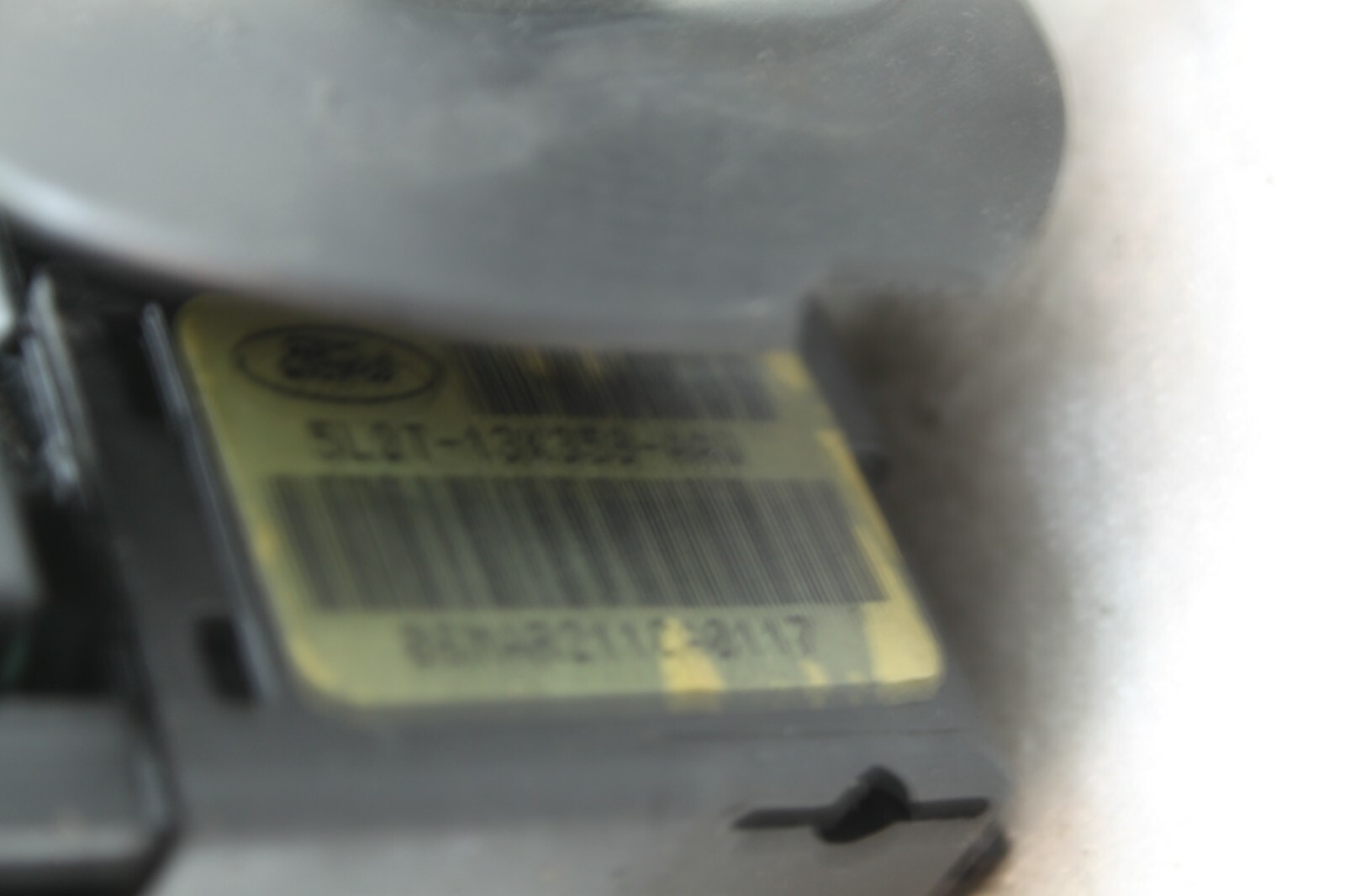 20032006 Ford Expedition Windshield Wiper / Hazard Button Switch