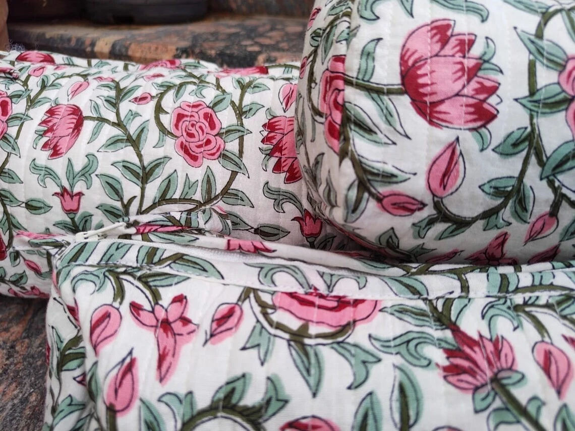 Women Makeup Floral Print Quilted 3 PCS Toiletry Pouch For Small Accessories