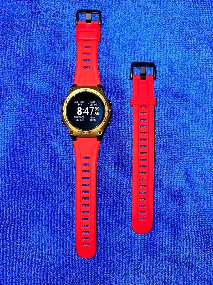 SHEARWATER TERIC 2020 Limited Edition Gold Red Dive Computer 