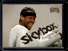 2003-04 Skybox Autographics #30 Allen Iverson Philadelphia 76ers (HOF) NM-MINT