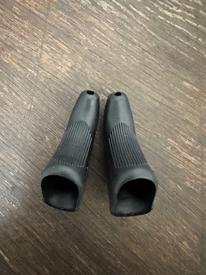 C Campagnolo ESTILO Super/Nuovo Record SHEILD Logo Palanca de freno Capós NEGRO PAR Foto 3 de 4