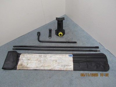 98-01 DODGE RAM 1500 EMERGANCY JACK & TOOL KIT COMPLETE