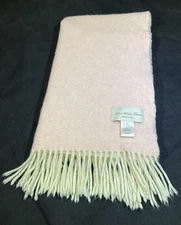 Italian Woollen Treasure Winter Scraf Woman Pink And White Cashmere And Wool