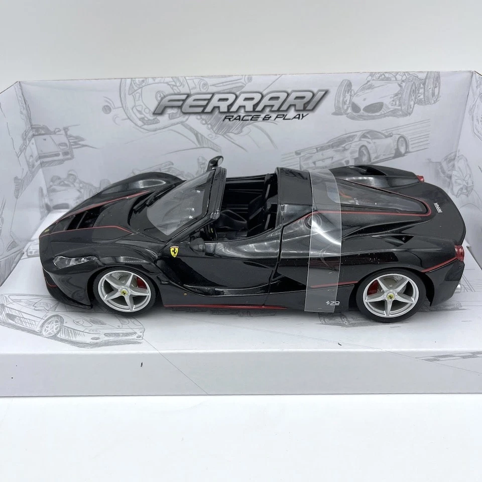 Modellino Auto Bburago 1/24 Ferrari La Ferrari Aperta Black - Immagine 2 di 4