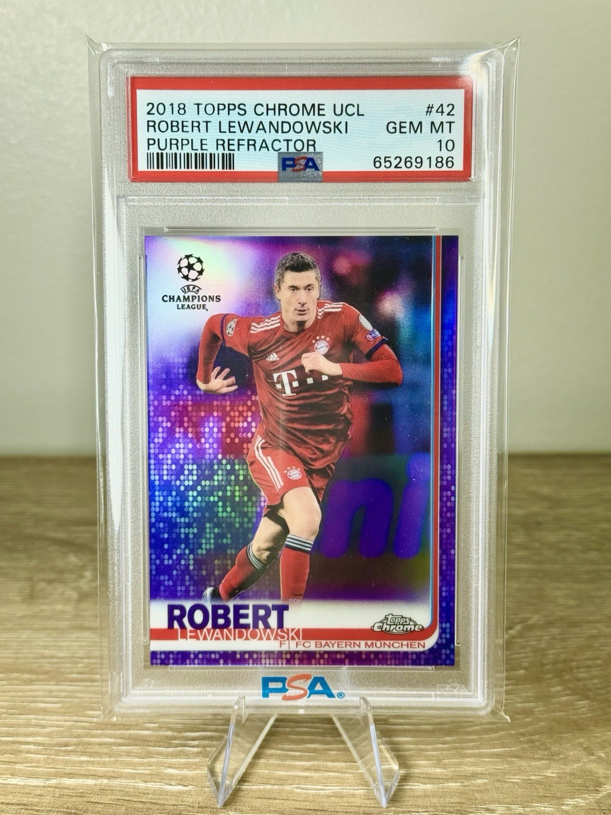 2018 Topps Chrome UCL Purple Refractor #42 Robert Lewandowski /250 PSA 10 Gem MT
