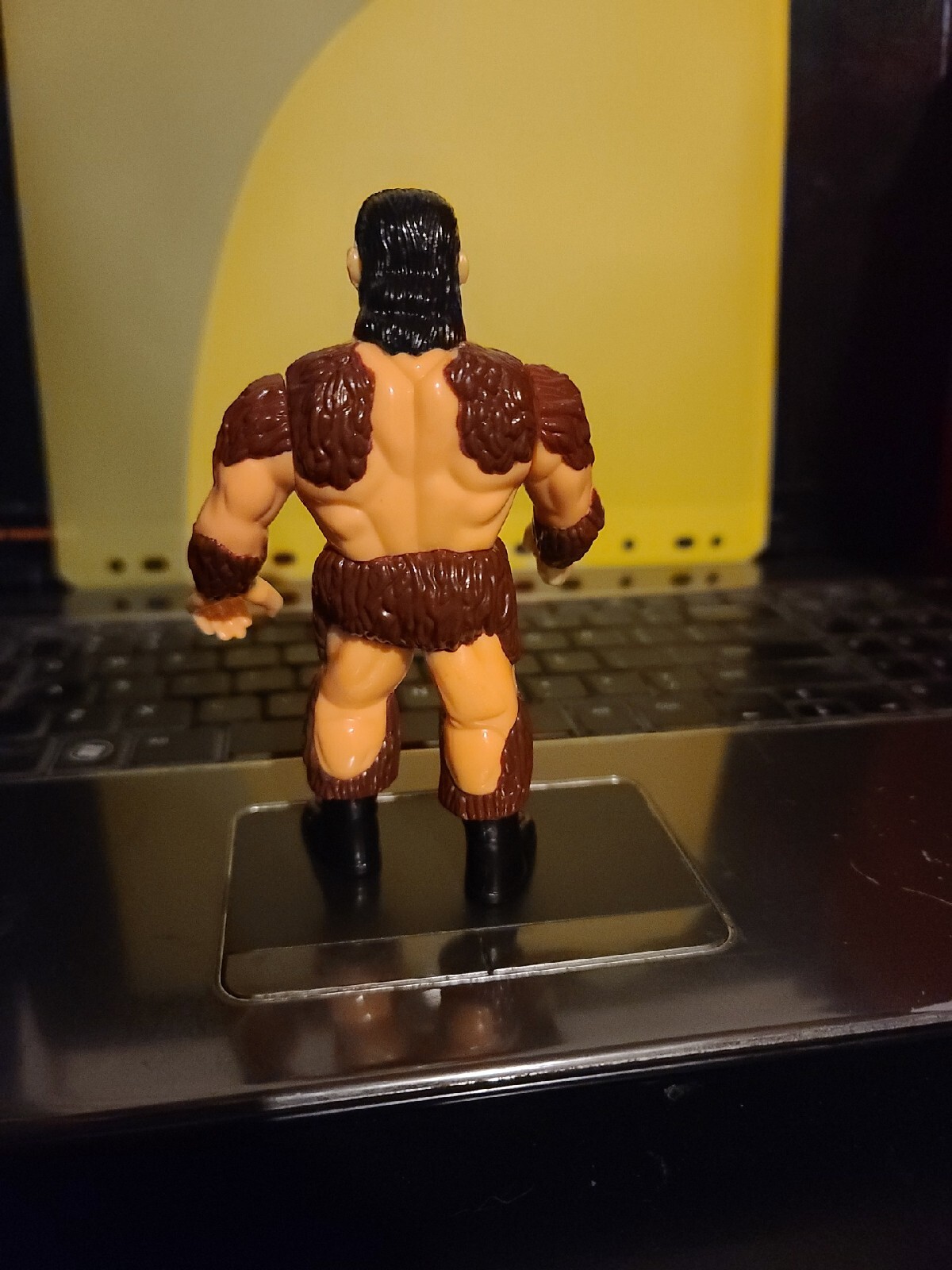 WWF GIANT GONZALEZ SERIES 10 1994 WRESTLING FIGURE HASBRO GIGANTE WWE