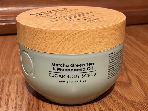 Ciroa Matcha Green Tea & Macadamia Nut Sugar Body Scrub Brighten Restore 21.2 Oz - Picture 2 of 3