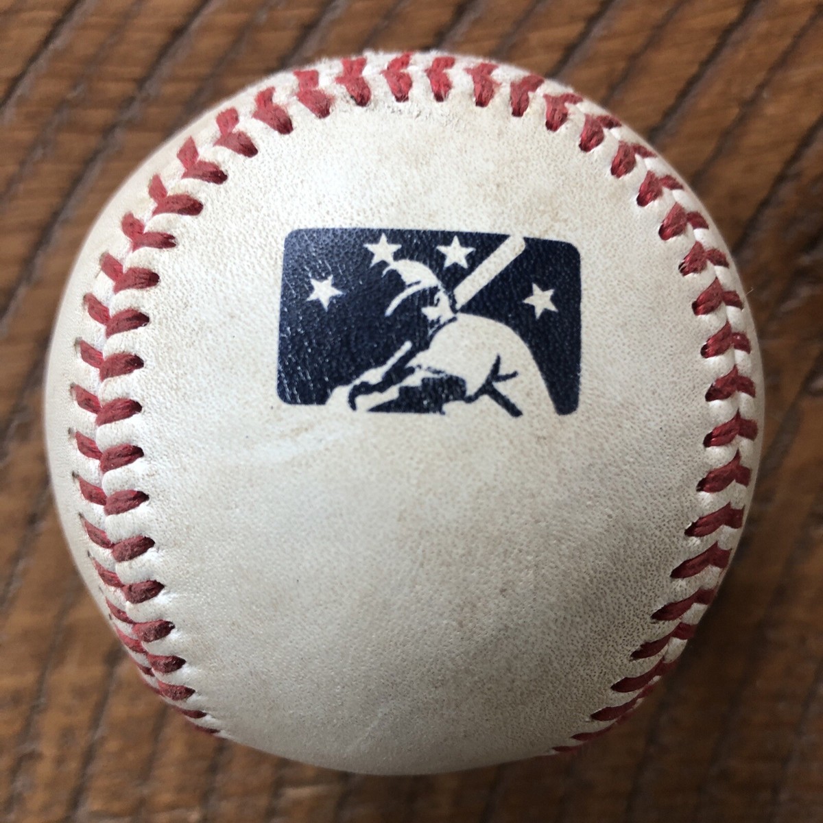 Nouveau détaillant officiel : Baseball Town | Baseball Québec