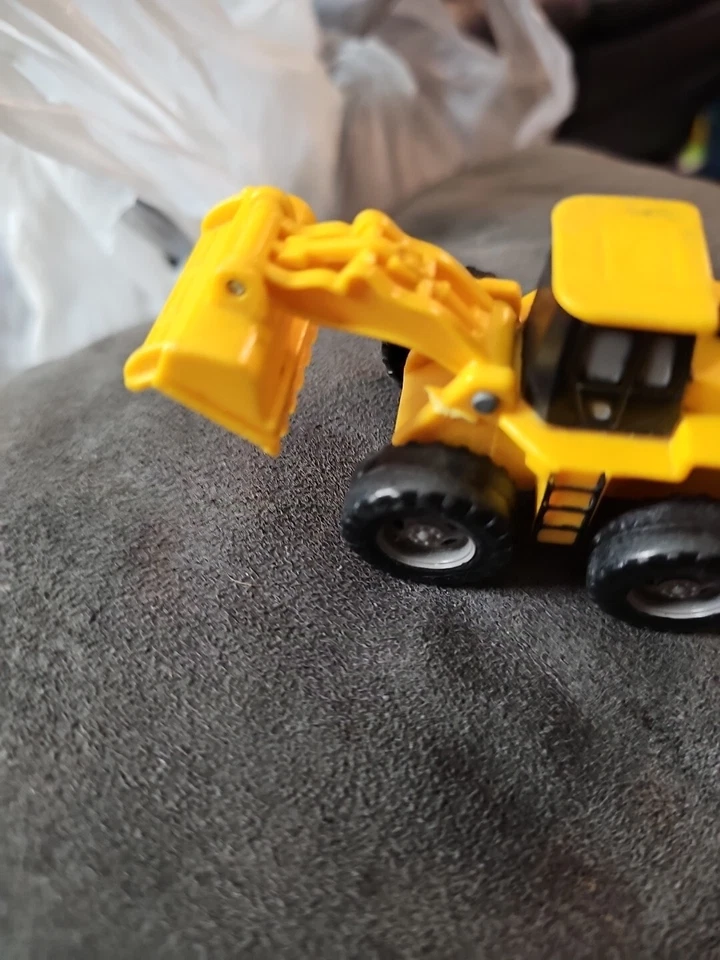 Excavadora de plástico vehículo cargador frontal amarillo - pieza rota Foto 3 de 4