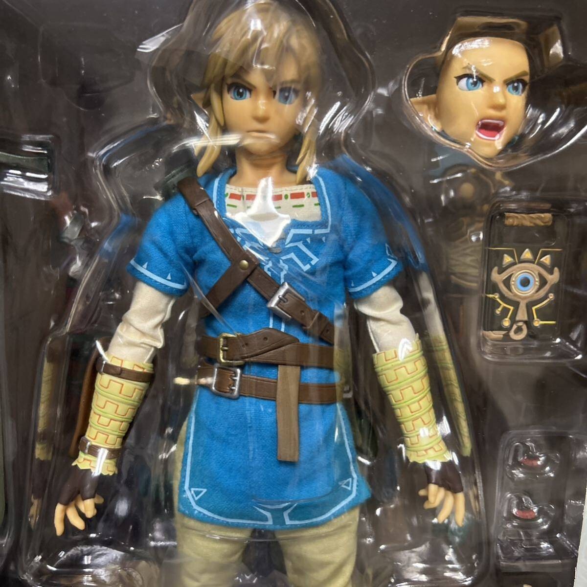 Medicom Toy RAH Link 1/6 Scale Figure The Legend of Zelda Breath