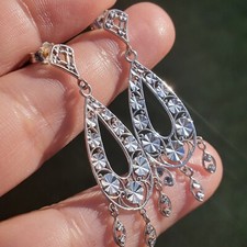 14K SOLID WHITE GOLD FILIGREE TEARDROP SHAPE DANGLE STUD EARRINGS- NWOT