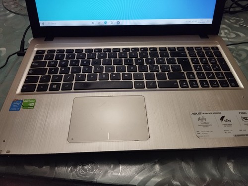 Notebook Pc Portatile Asus Intel i3 8Gb Ram SSD 120GB Geforce 920M Windows 10 - Foto 4 di 5
