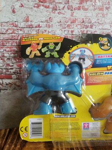 Heroes of Goo JIT Zu - Golden Pantaro Vs. Battaxe (version 2) Water Blast Attack - Picture 6 of 7