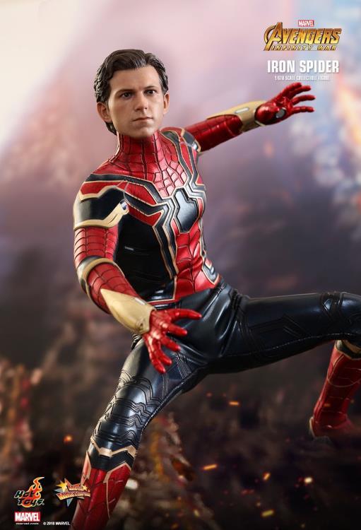 Hot Toys ~ IRON SPIDER 1/6 SCALE ACTION FIGURE ~ Avengers
