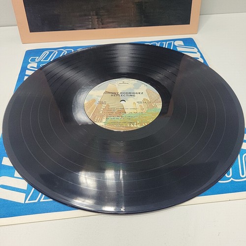 Johnny Rodriguez Reflecting Vinyl LP Record Album From 1976 - Picture 7 of 8