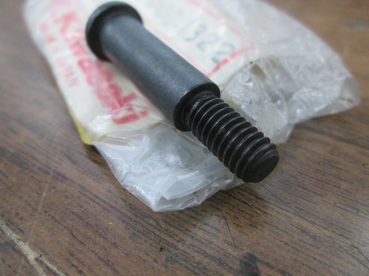 NOS Kawasaki Lever Set Bolt 1987 - 2000 ZX750 1990 - 1998 NOS Kawasaki Lever Set Bolt 1987 - 2000 ZX750 1990 - 1998