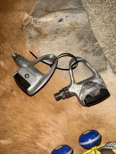 Wellgo R-3 Road Clipless Pedals 9/16" Silver - Look ARC Cleat Compatible-NOS-NIB