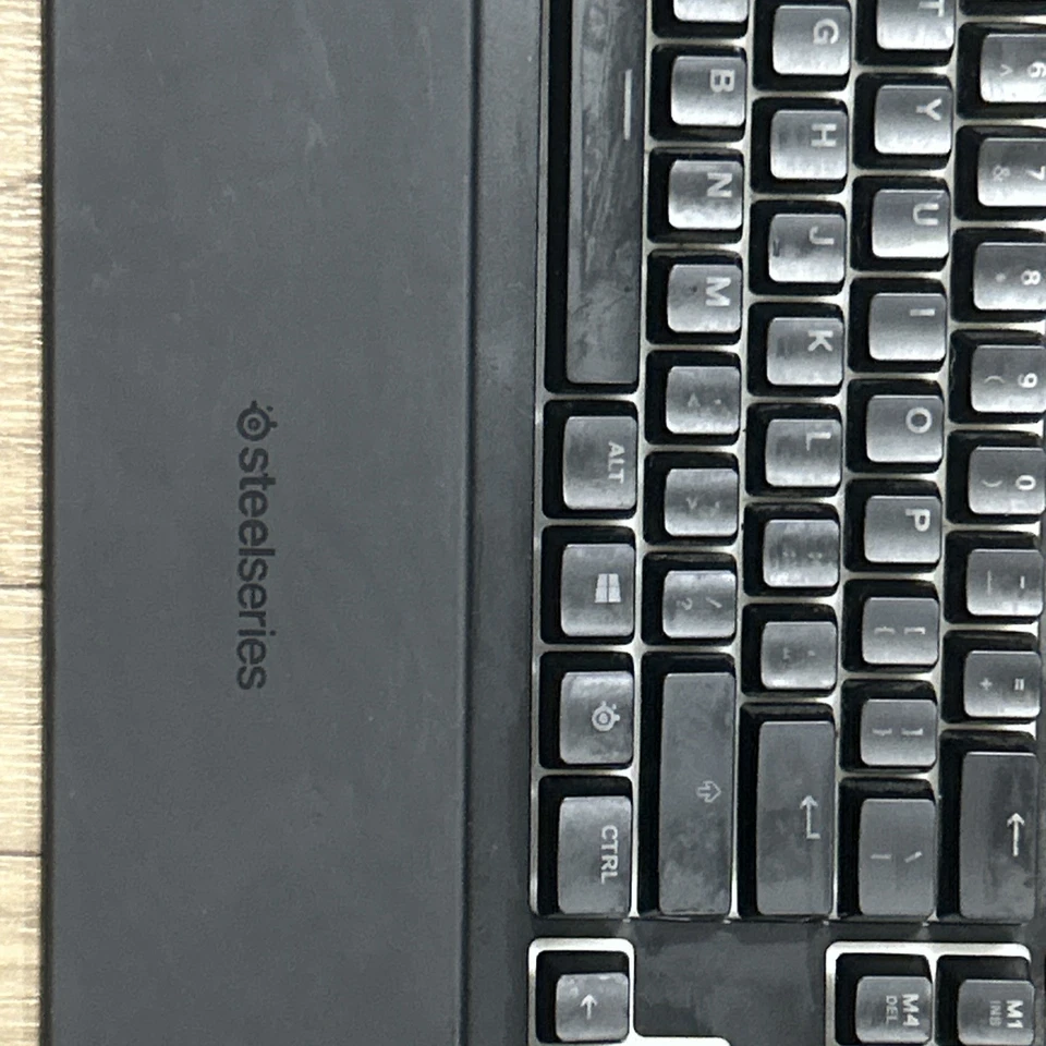 Steel Series Gaming Keyboard and Mouse Combo 3 Piece Set Never Used Tested Works - Image 2 of 4